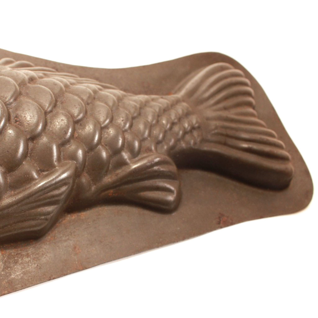 Sold: Fish Molds – Old as Adam